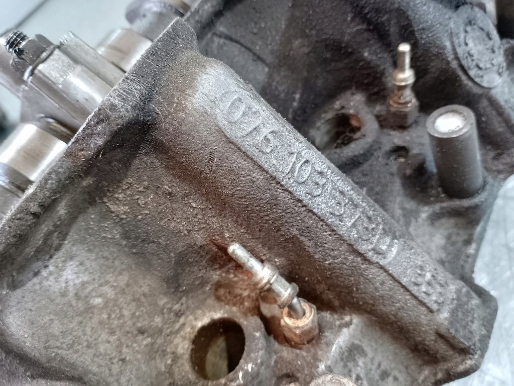 фото №9, Головка vw crafter 076103373d 2.5 tdi