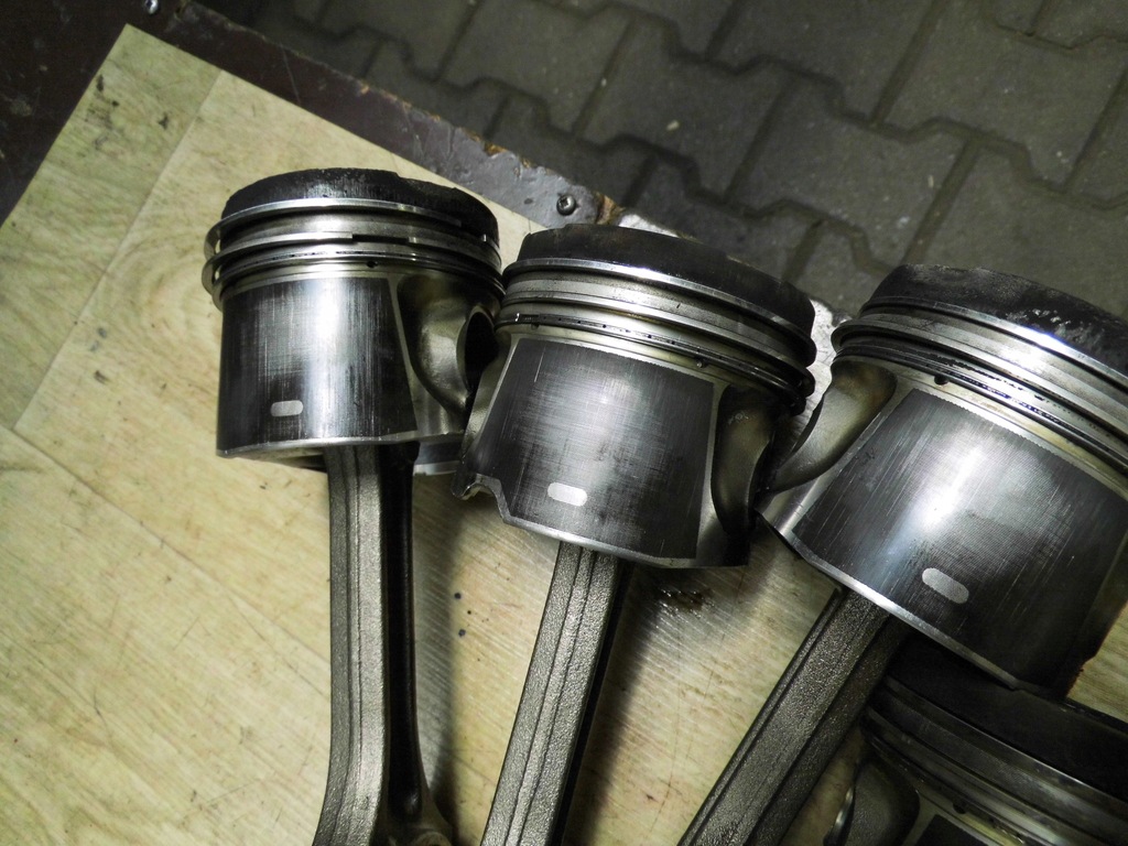 фото №8, Volvo v60 xc60 s60 v70 iii 2.0 d3 поршень + шатун