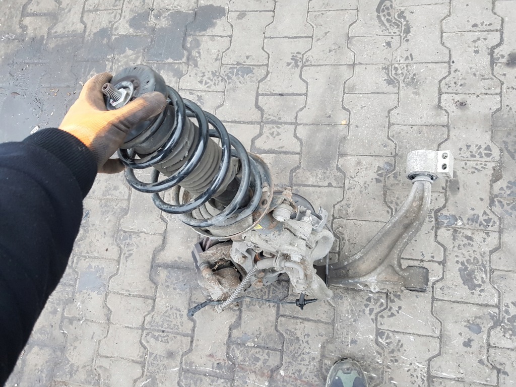 фото №6, Opel cascada 13r- 2.0 cdti амортизатор поворотный кулак правая перед