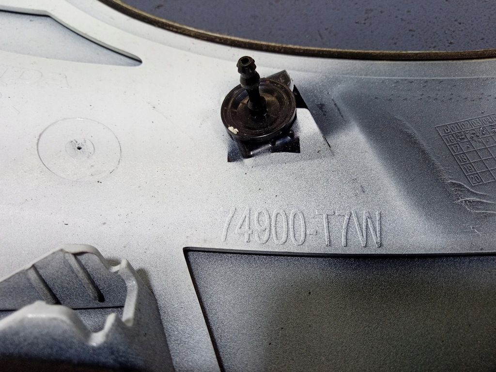 фото №7, Honda hr-v ii спойлер кришки задня 74900-t7w nh788p