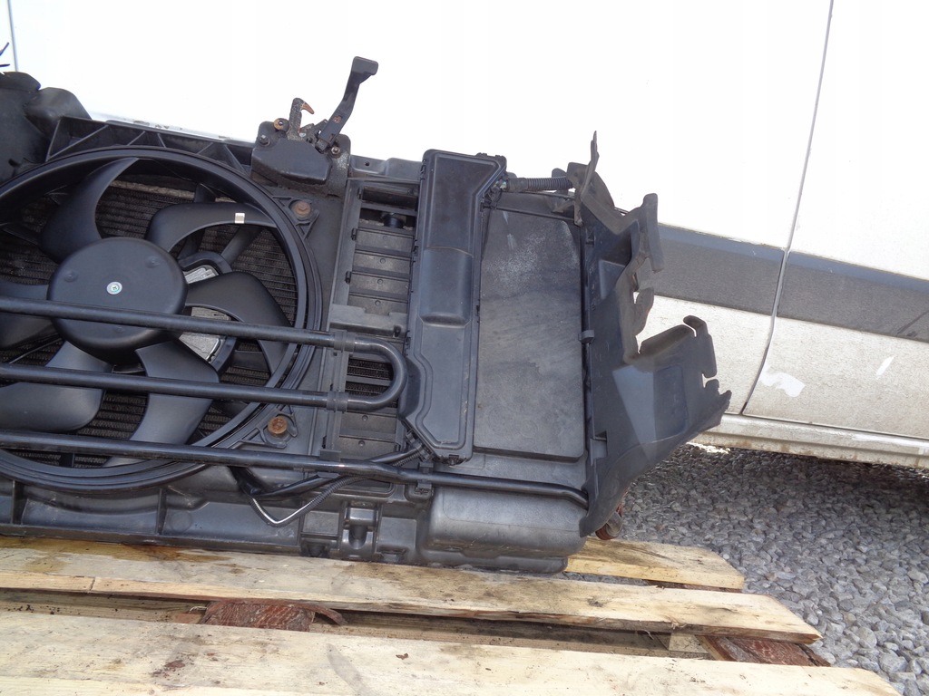 фото №5, Pas перед радиатор kpl peugeot 407 2.2 16v 04-