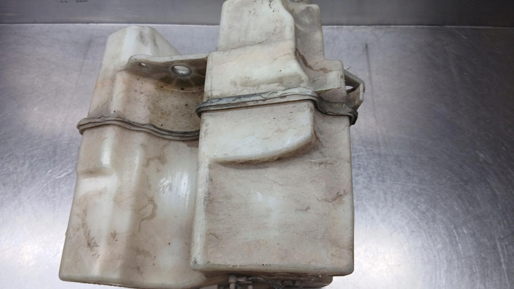 фото №6, Бачок рідина do омивача оригінальний номер 9178881 volvo s60 v70 ii s80