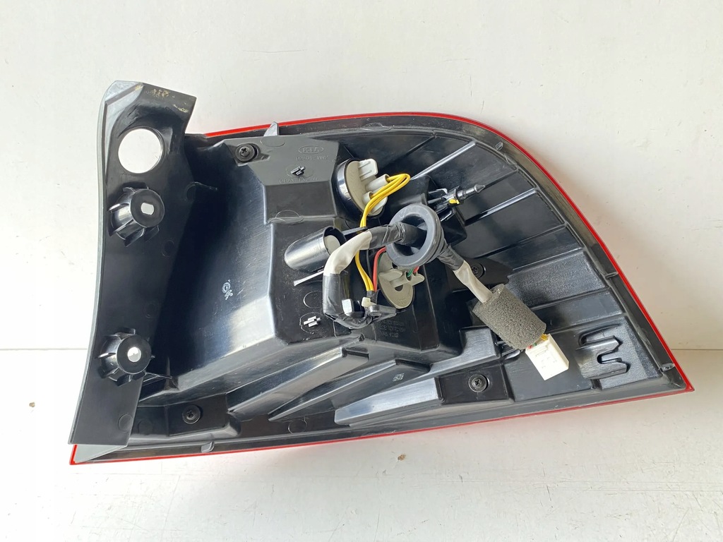 фото №14, Лампа задня na крила euro kia rio iii 3 2011-2017