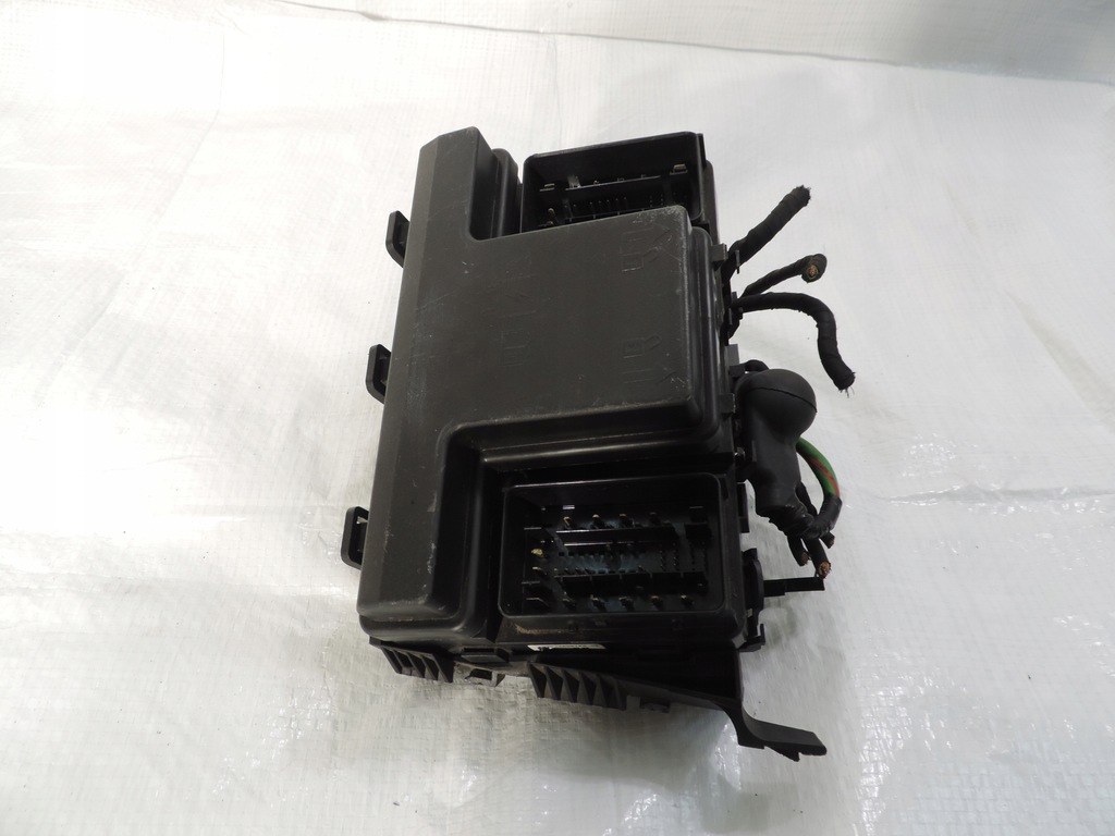 фото №1, Ford mondeo mk5 2.0 tdci коробка предохранителей