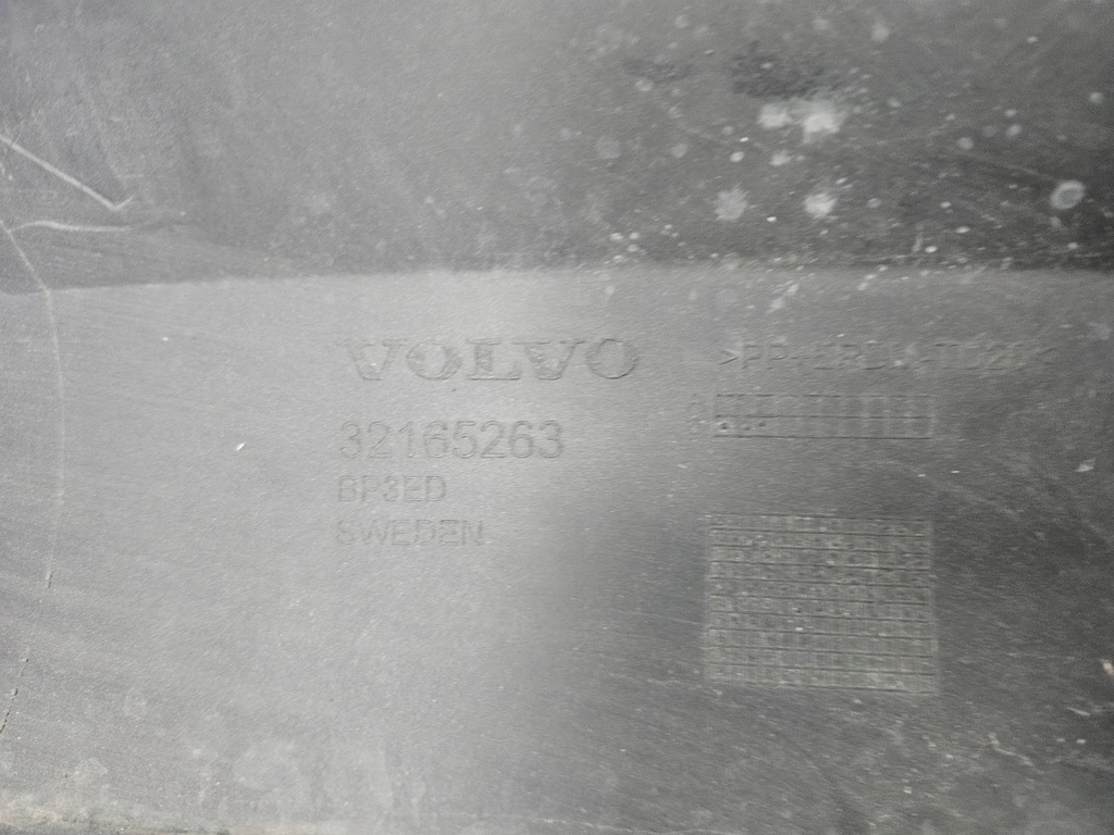фото №14, Volvo v60 i 2010 - 2018 бампер задняя 4 x pdc 32165263