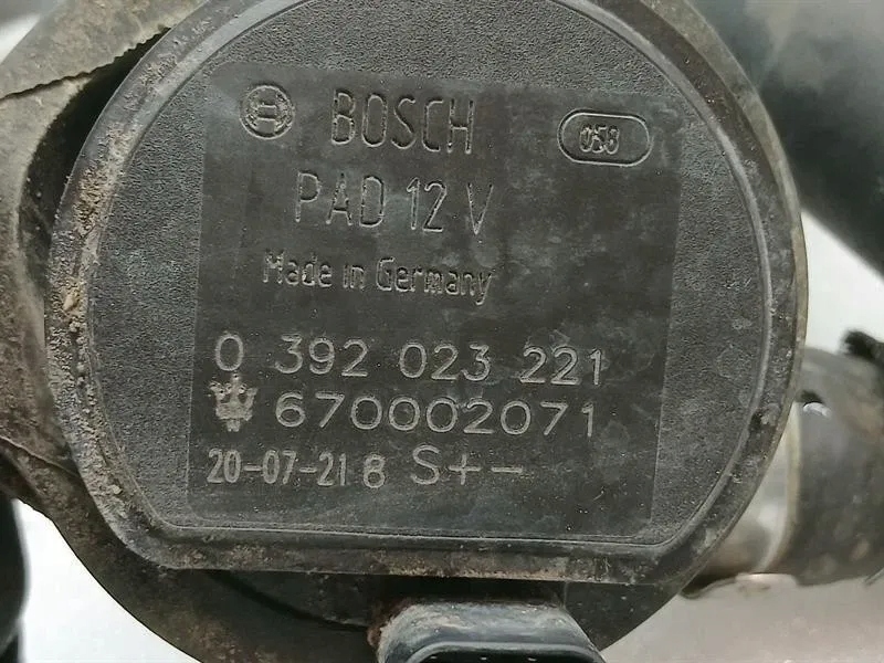 Дополнительная насос охлаждение ferrari f8 f142mfl 6700002071 насос насоса жидкость Недорого