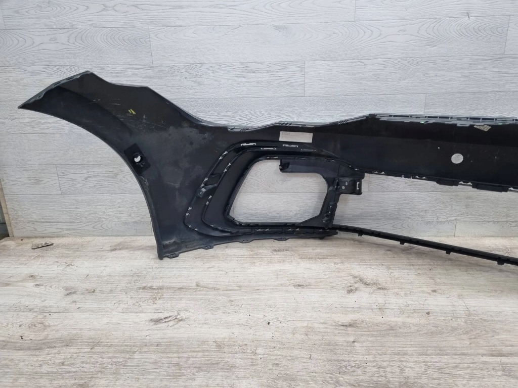 Volkswagen golf viii 2020 с передний бамперы Цена