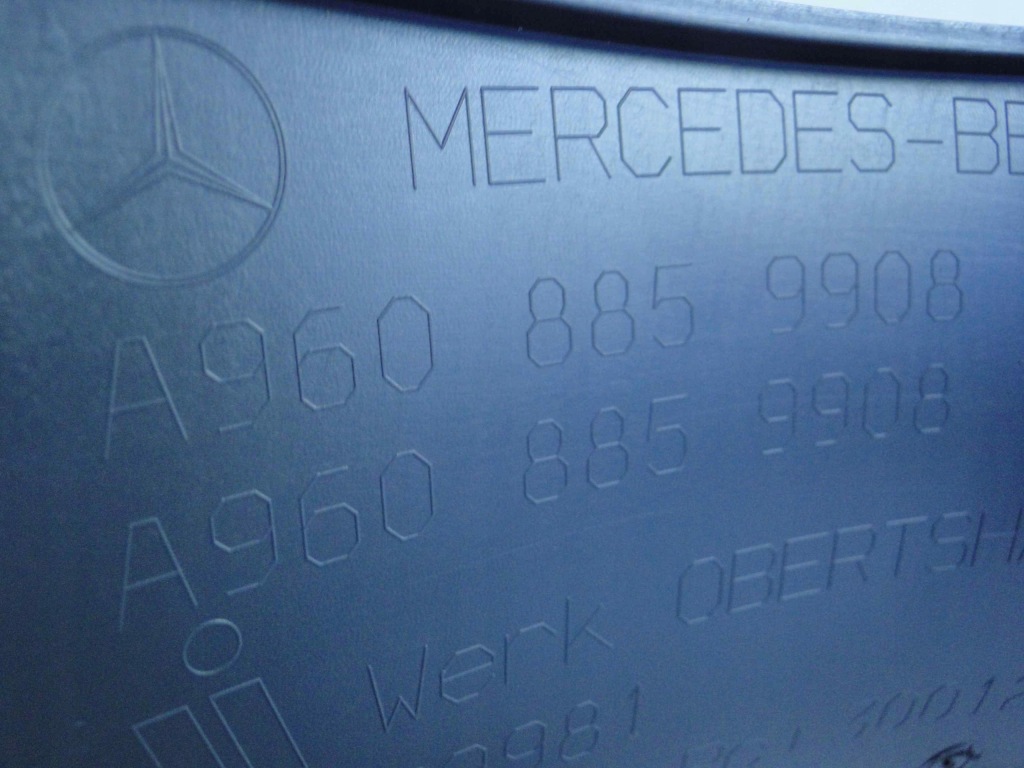 Mercedes daimler actros 963 969 ветровик правая в Украине