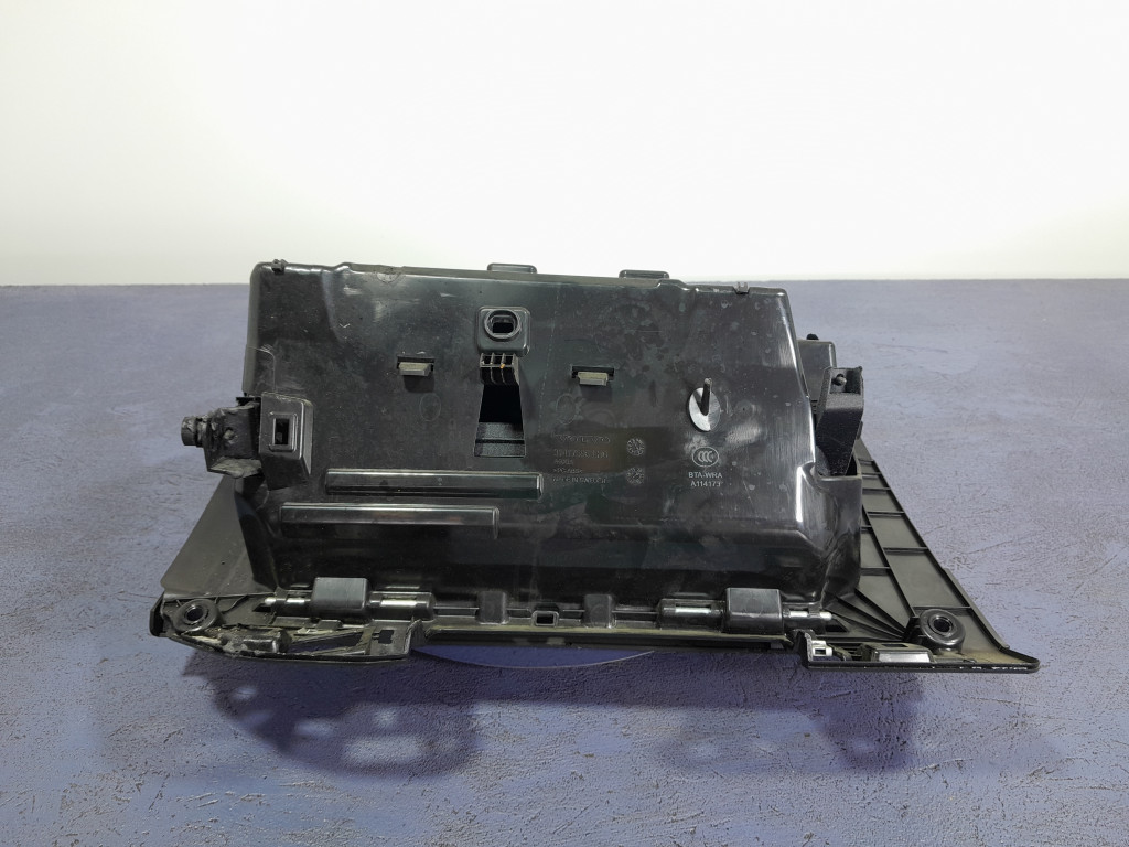 фото №6, Volvo xc60 ii бардачок пассажира 31417596