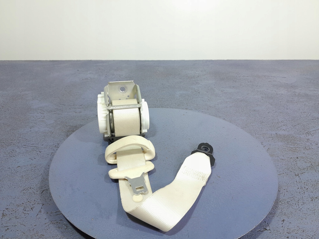 фото №1, Mercedes s w222 lift pas безпеки задня середній a2228600985