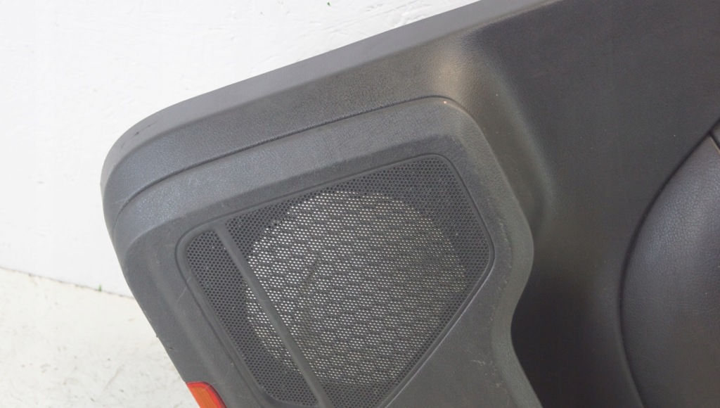 фото №7, Обшивка дверь правый задняя vw touareg 7p