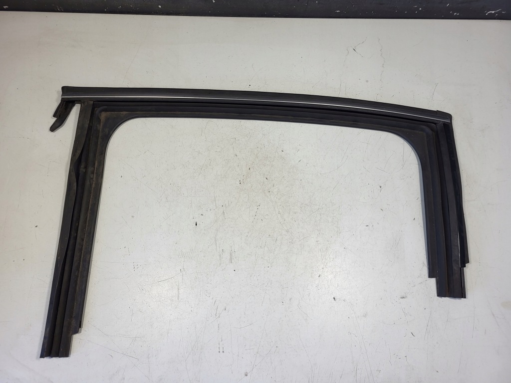 фото №1, Прокладка рамка скло двері лівий задня peugeot 208 9674661280