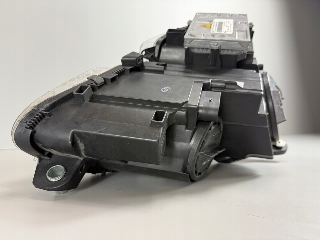 фото №13, Mercedes w204 204 лампа bi ксенон левая перед передняя europa комплектная