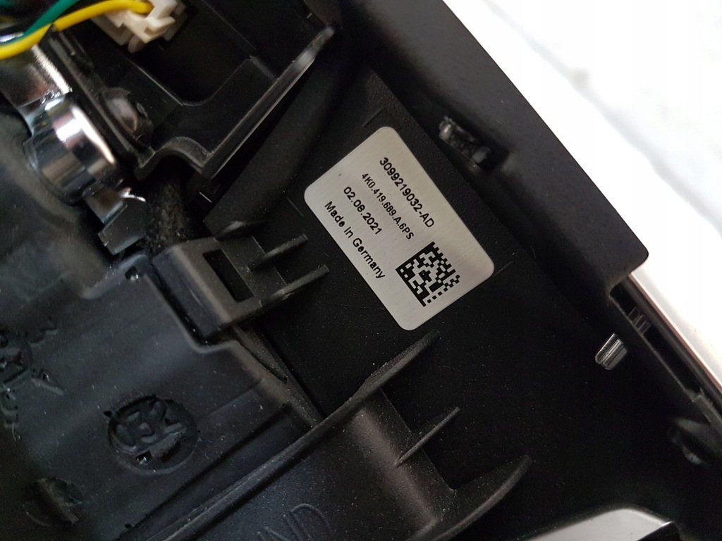 фото №16, Повітропровід шкіра мультифункція audi a6 c8 s-line 4ke419091q e-tron q8