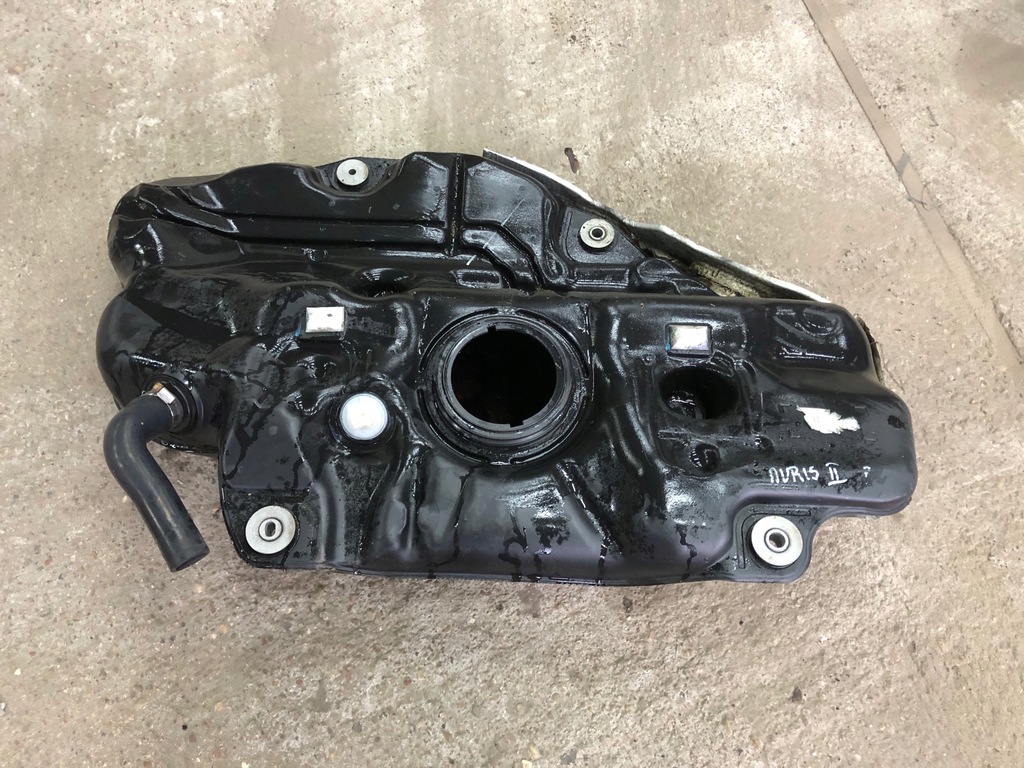 фото №1, Toyota auris ii бак bak топлива