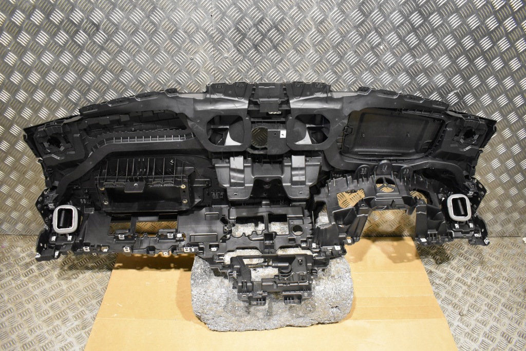 Купити Ідеальна панель  porsche cayenne 9y 25r. 1