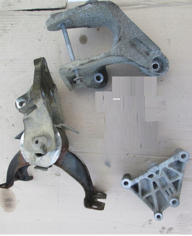 фото №10, Chrysler town country 3.6 кронштейн двигателя коробки кронштейн grand caravan