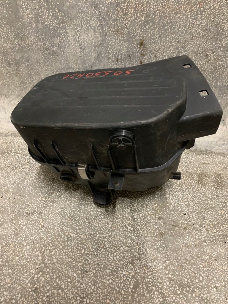 фото №6, Корпус фильтра воздуха maserati 670038727