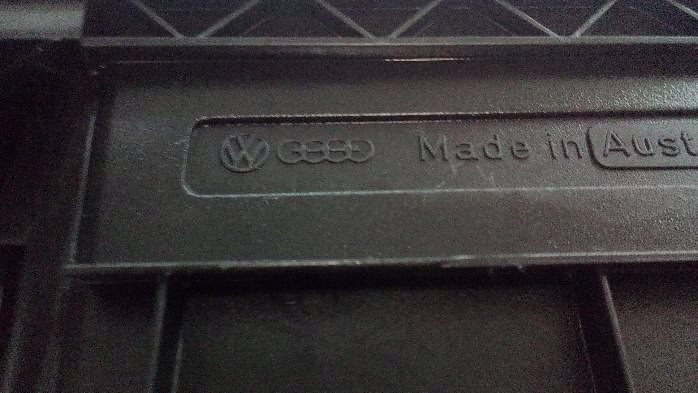 фото №9, Панель переключателей рамка vw golf ii 191857243a