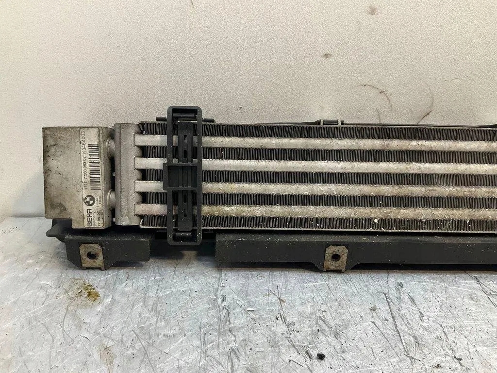 Радиатор масла bmw 5 e60 7560963 3.0l бензиновый 2009 Киев