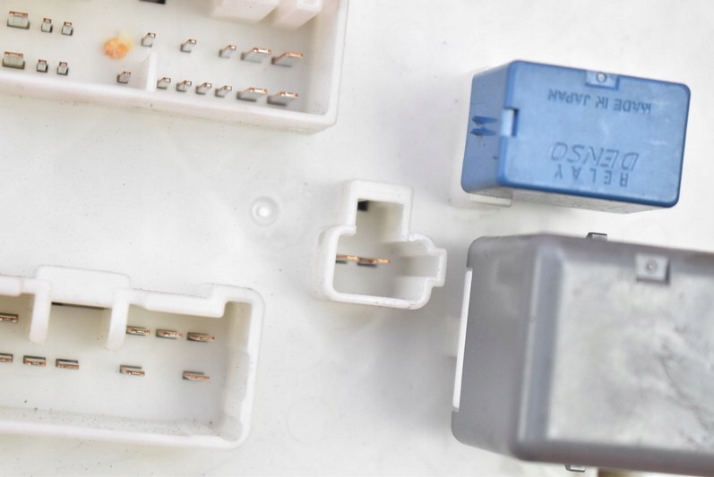 фото №12, Коробка предохранителей aa10-2667 suzuki sx4 s-cross 1.6 16v 120 km 09-14