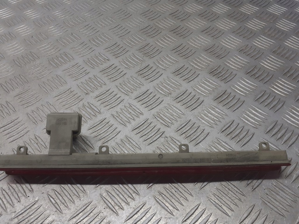 фото №3, Свет стоп-сигнал mercedes w203 2.0 a2038200356