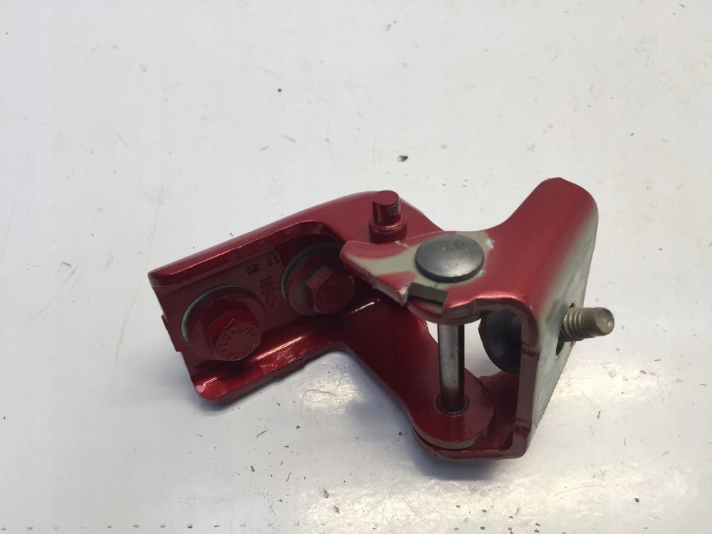 фото №1, Peugeot 2008 ii 2021 петля дверь правый задняя верхний