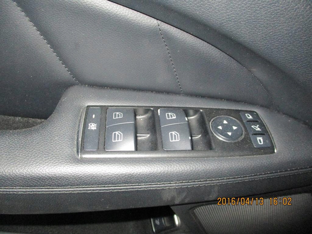 фото №11, Mercedes cls w218 сиденья заднее сиденье кожа обивка