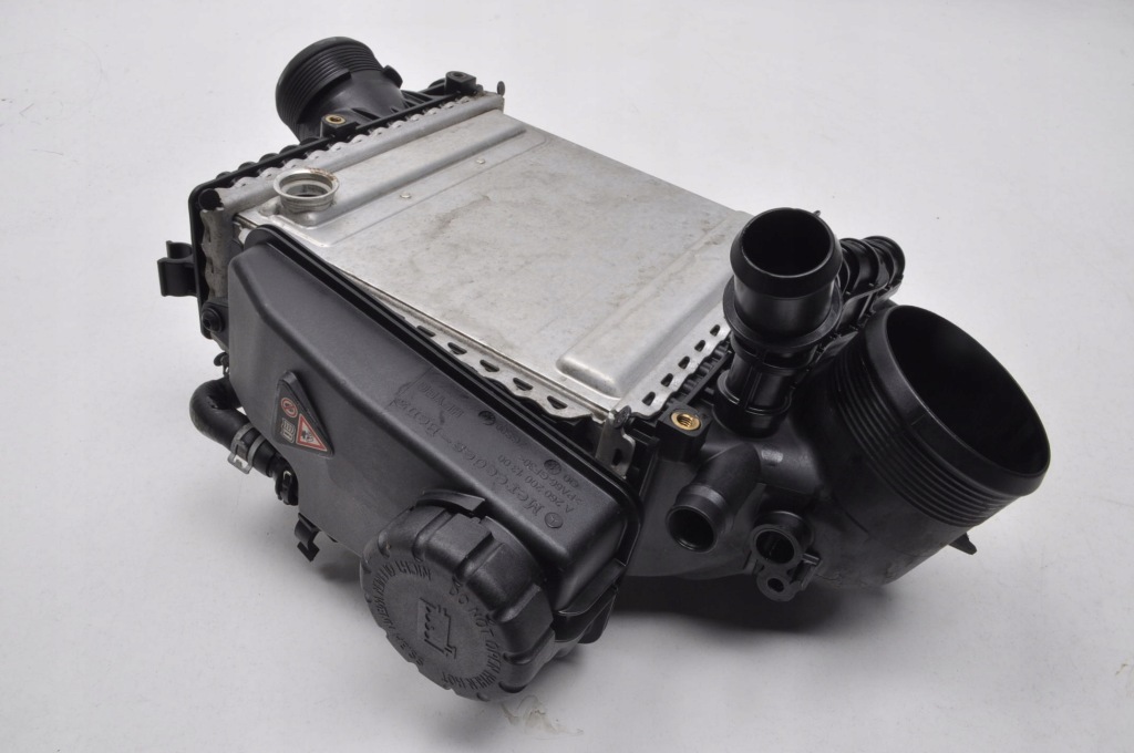 Mercedes w177 amg 2.0 радіатор повітря інтеркулер a2600903100 Київ