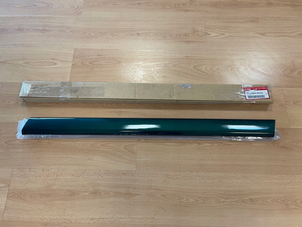 фото №1, Honda cr-v ii 01-06 молдинг дверь правый перед nowa