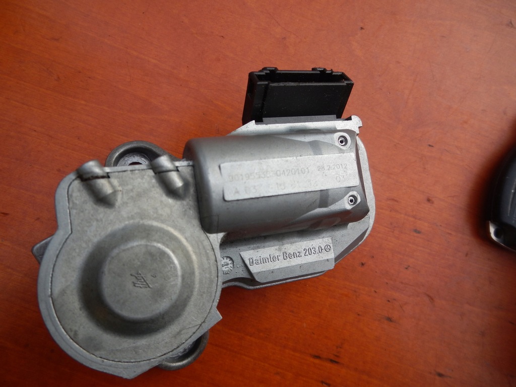 фото №10, Набор стартовый блок управления mercedes vito 639 lift 2.2cdi 651