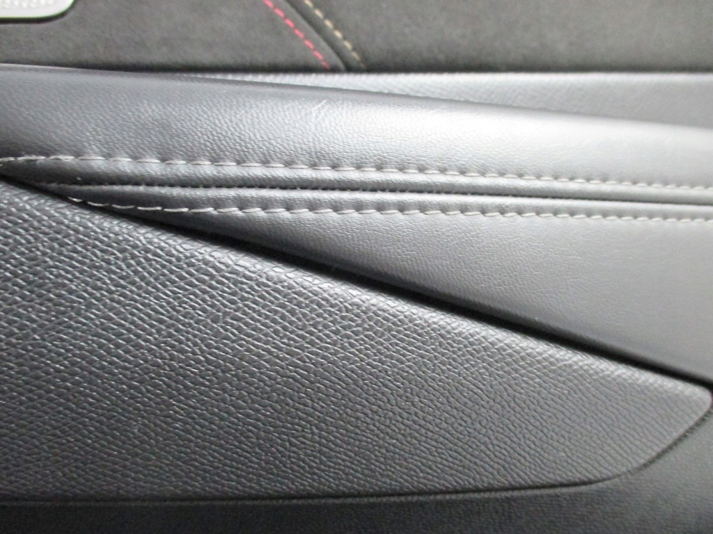 фото №6, Обивка дверь citroen ds7 performance alcantara