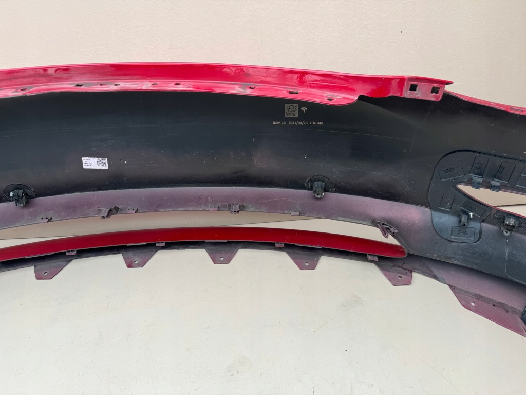 Tesla model 3 iii 17r- бампер перед передний pdc 1084175-00 Недорого