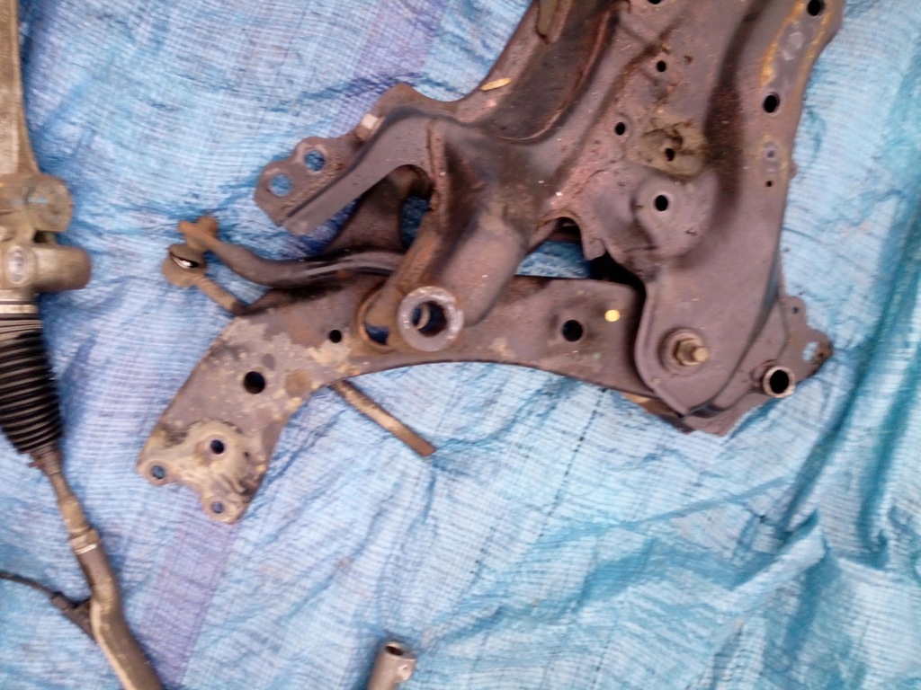 фото №9, Toyota verso 09- 2,0 2,2 поворотний кулак амортизатор лівий перед