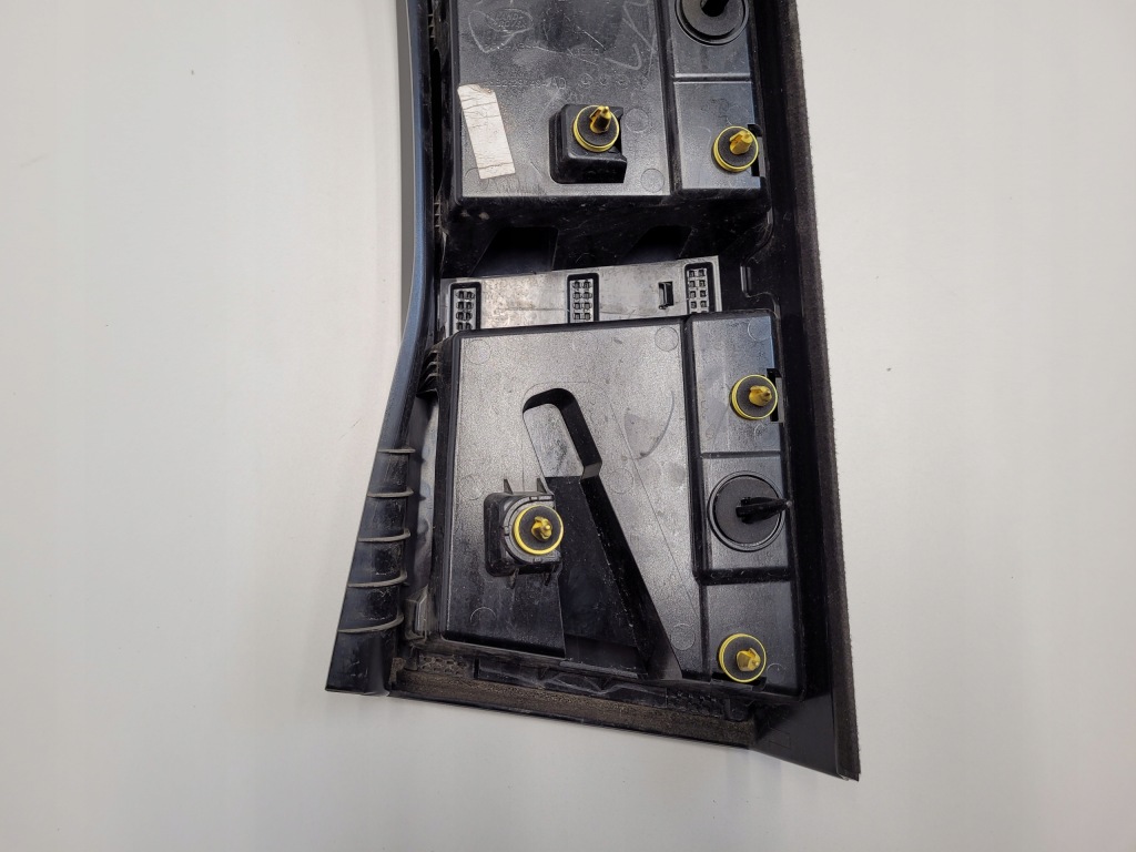 фото №13, Land rover defender молдинг бічна крила лівий задня