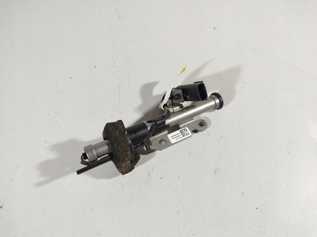 фото №12, Volvo v60 18r- патрон капот левый 32277484