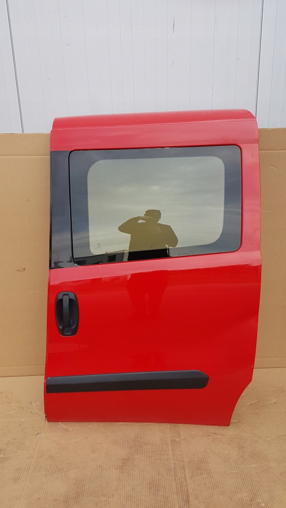 фото №3, Дверь задняя левая opel combo d doblo демонтаж