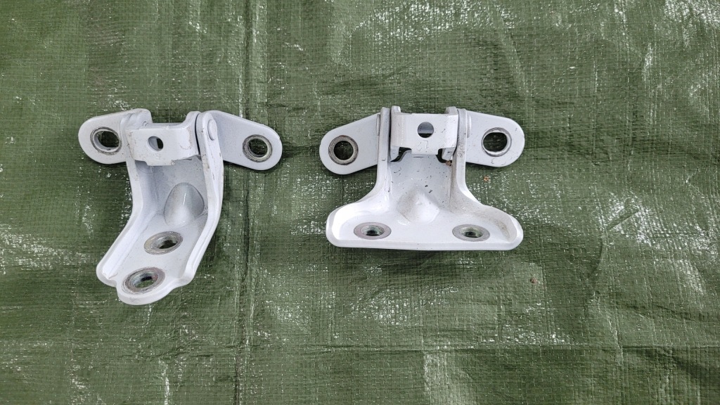 фото №1, Kia sportage iv 16-20 петлі do двері задні ліва петлі лівий задня kod wd