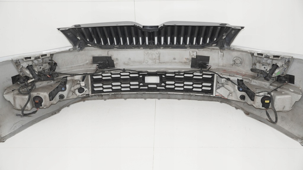 фото №13, Бампер перед передний skoda octavia iii 12-16r pdc омыватель la7w
