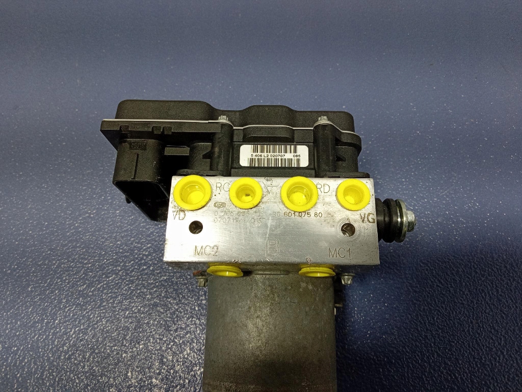 Peugeot 308 i t7 07- 1.6 vti 120km насос abs 0265950560 Оригінал