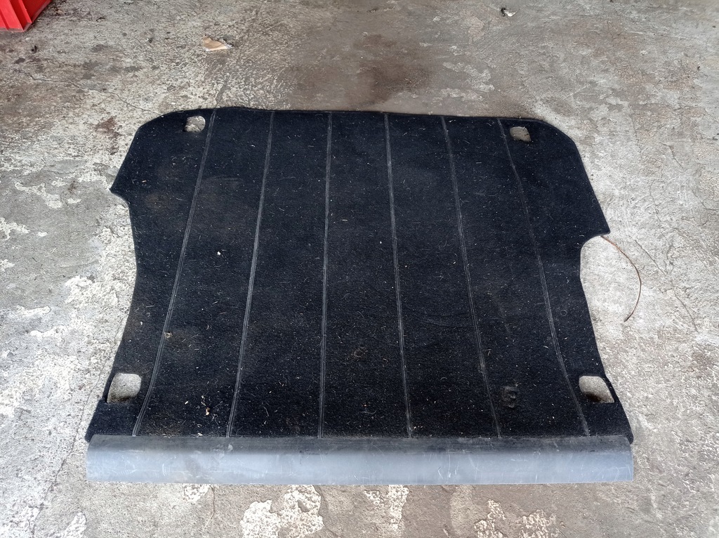 фото №1, Ford mondeo mk3 kombi - обшивка багажника