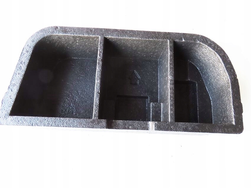 фото №1, Бардачок багажника toyota verso 7 человек 09-18r