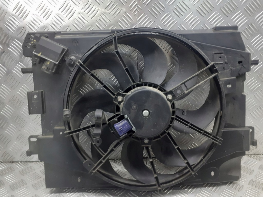 фото №1, Вентилятор радиатора dacia lodgy 1.6 8240636