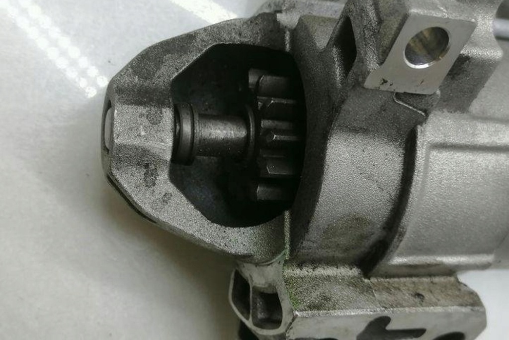 Стартер bmw x5 e70 1005851212 3.0l дизель 173kw 2009 Зі Шроту