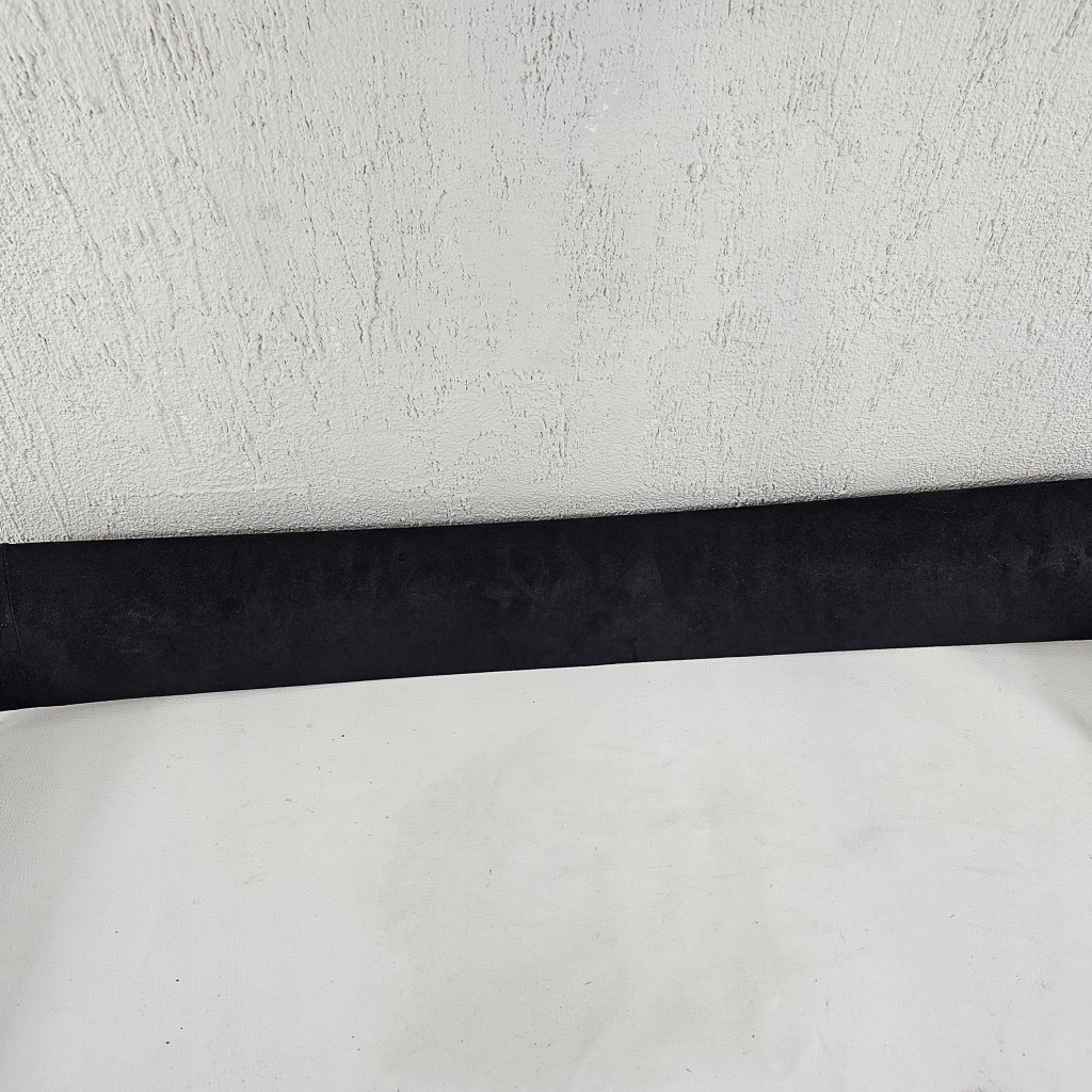 Верхній частина оббивка багажника tesla model x plaid 2022r 1635676-88-a в Україні