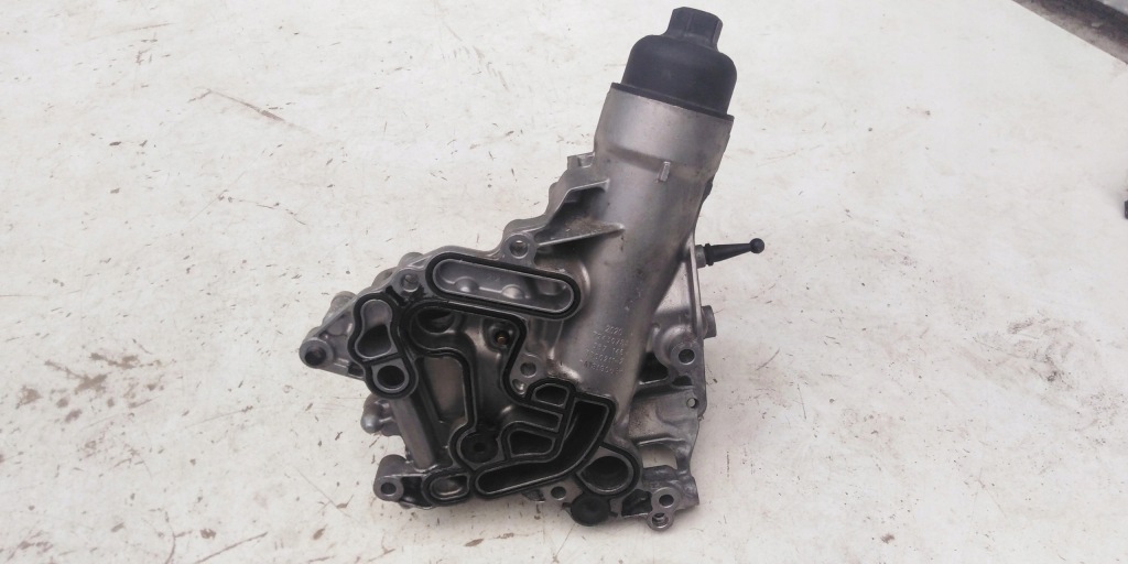 фото №2, Mercedes w223 основание фильтра масла a6561801100