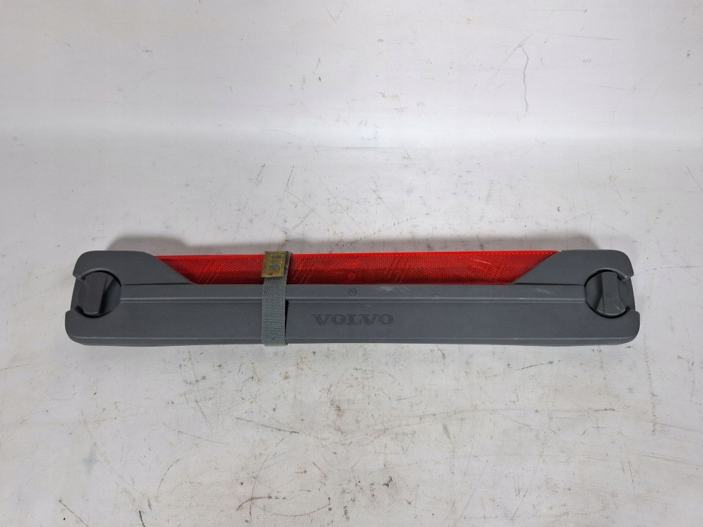 Треугольник предупредительный задний volvo s80 9190063 с Разборки