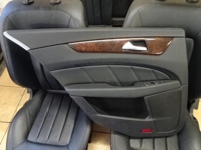 фото №9, Салон сидіння заднє сидіння оббивка cls w218