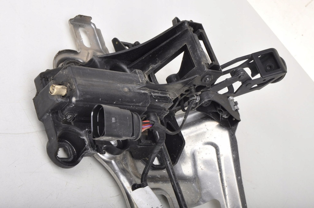 фото №7, Porsche 718 cayman 982 механизм спойлер спойлера 982827204a