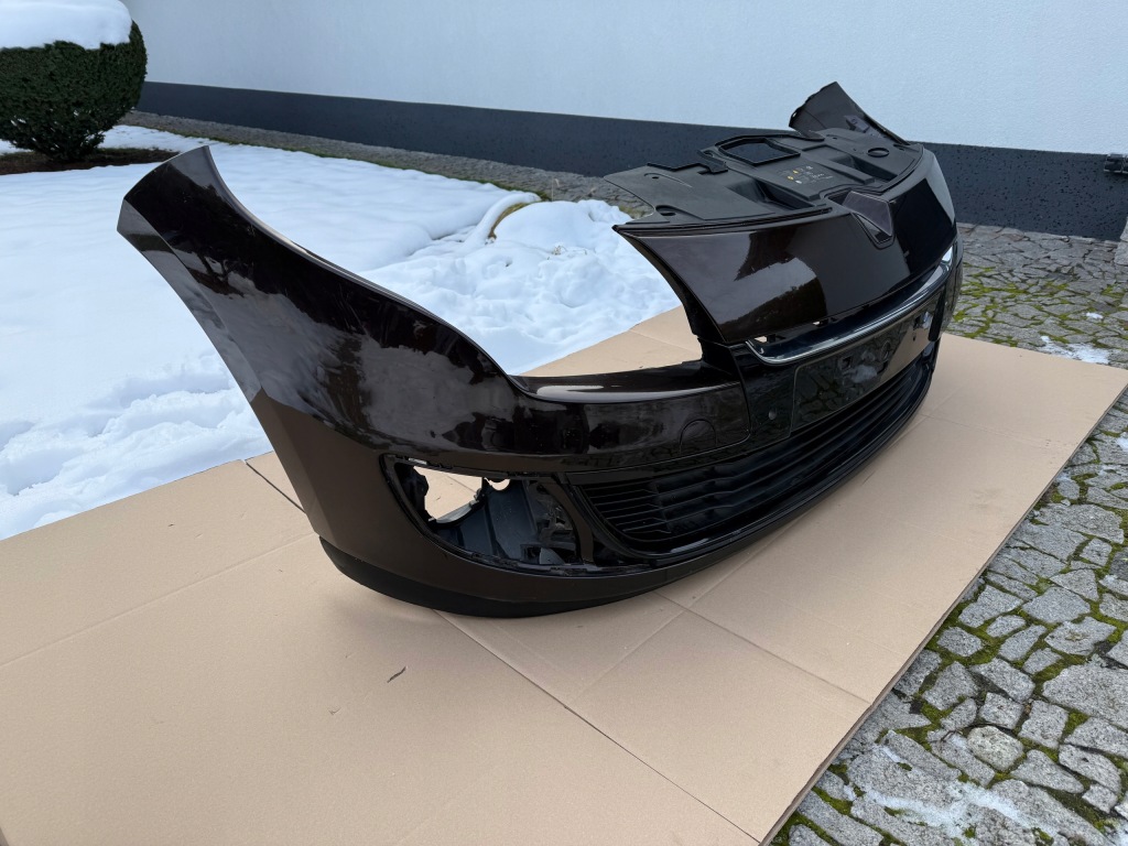 Бампер передний пол renault megane 3 рестайлинг  2011 - 2013 . Оригинал